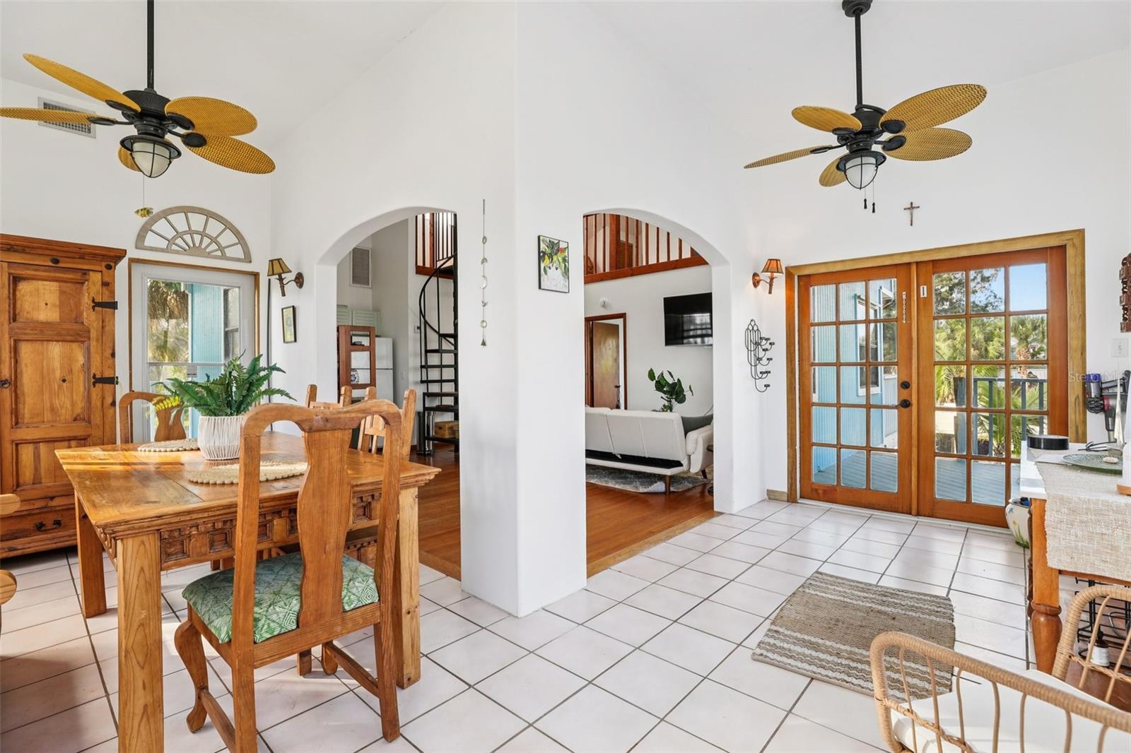 Image 9 of 65 For 51 Vip Island B