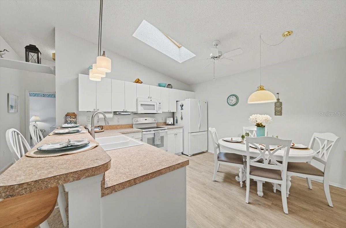 Image 20 of 56 For 2584 Acosta Court