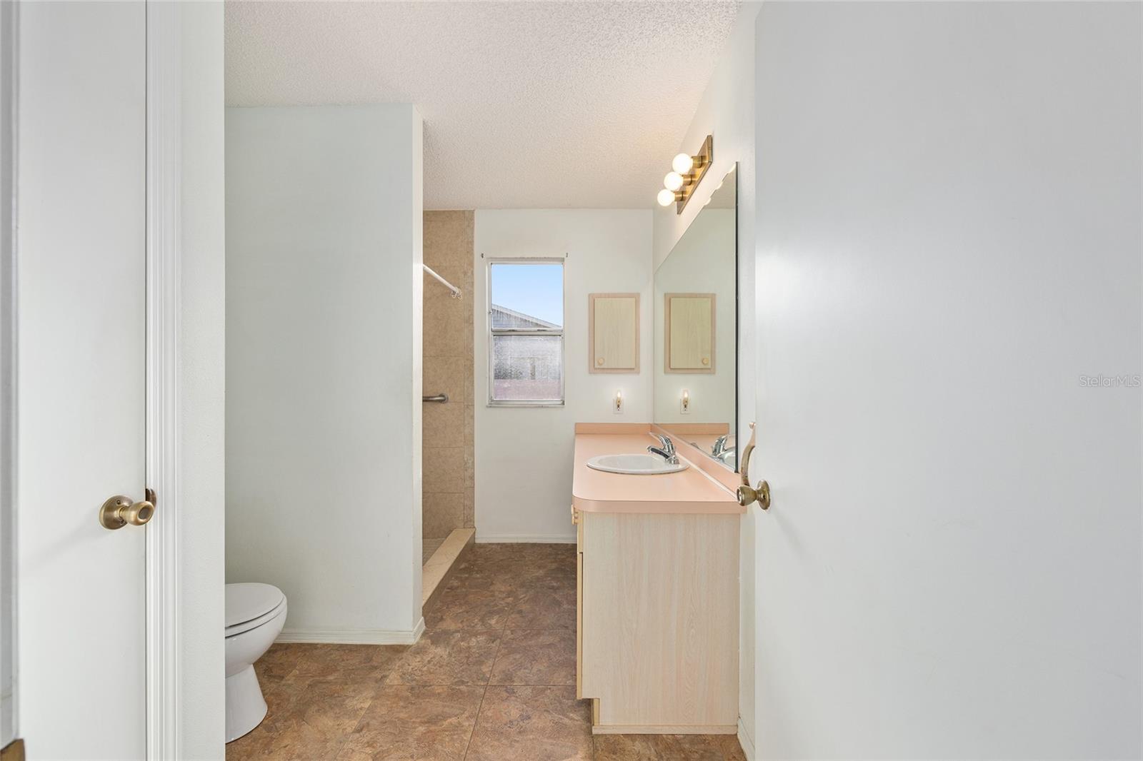 Image 14 of 21 For 1508 Yucatan Way