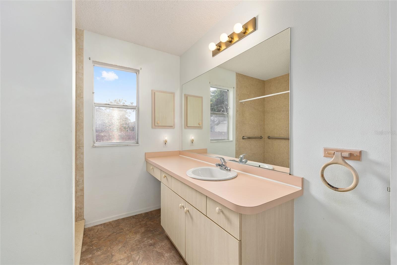 Image 15 of 21 For 1508 Yucatan Way