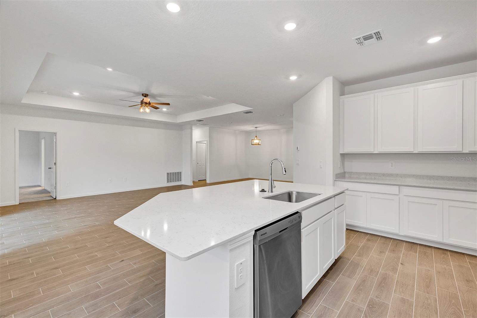 Image 9 of 34 For 19426 79th Street