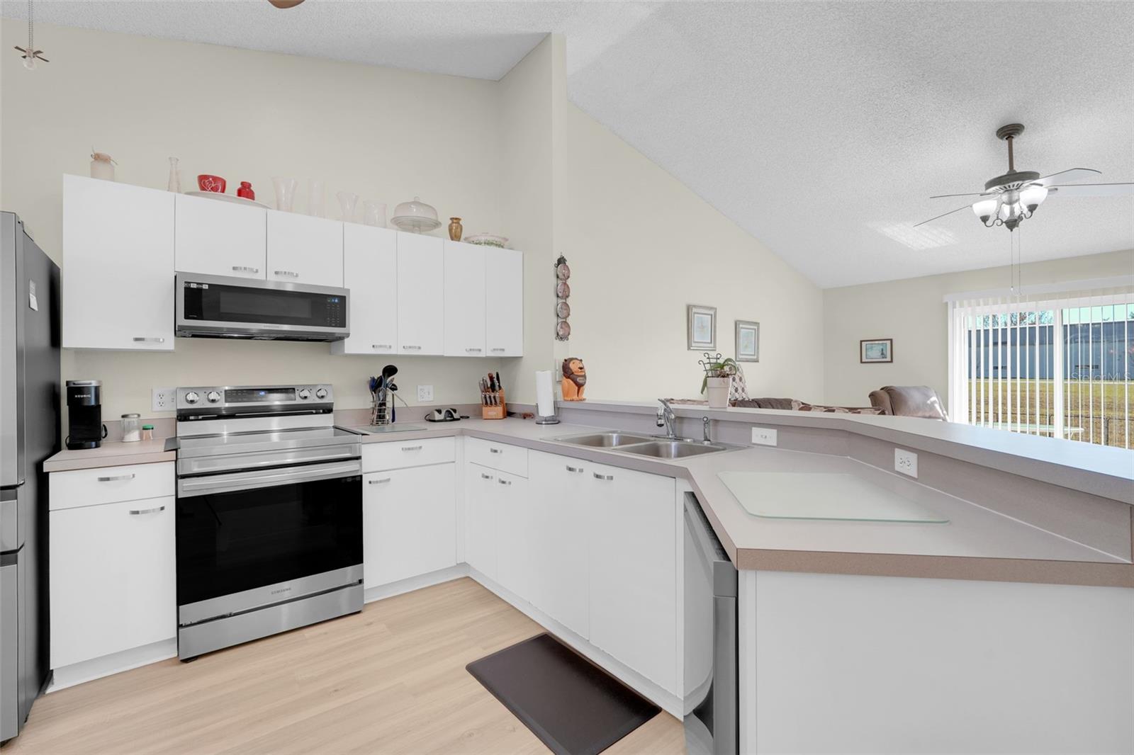 Image 7 of 17 For 2663 Winchester Circle