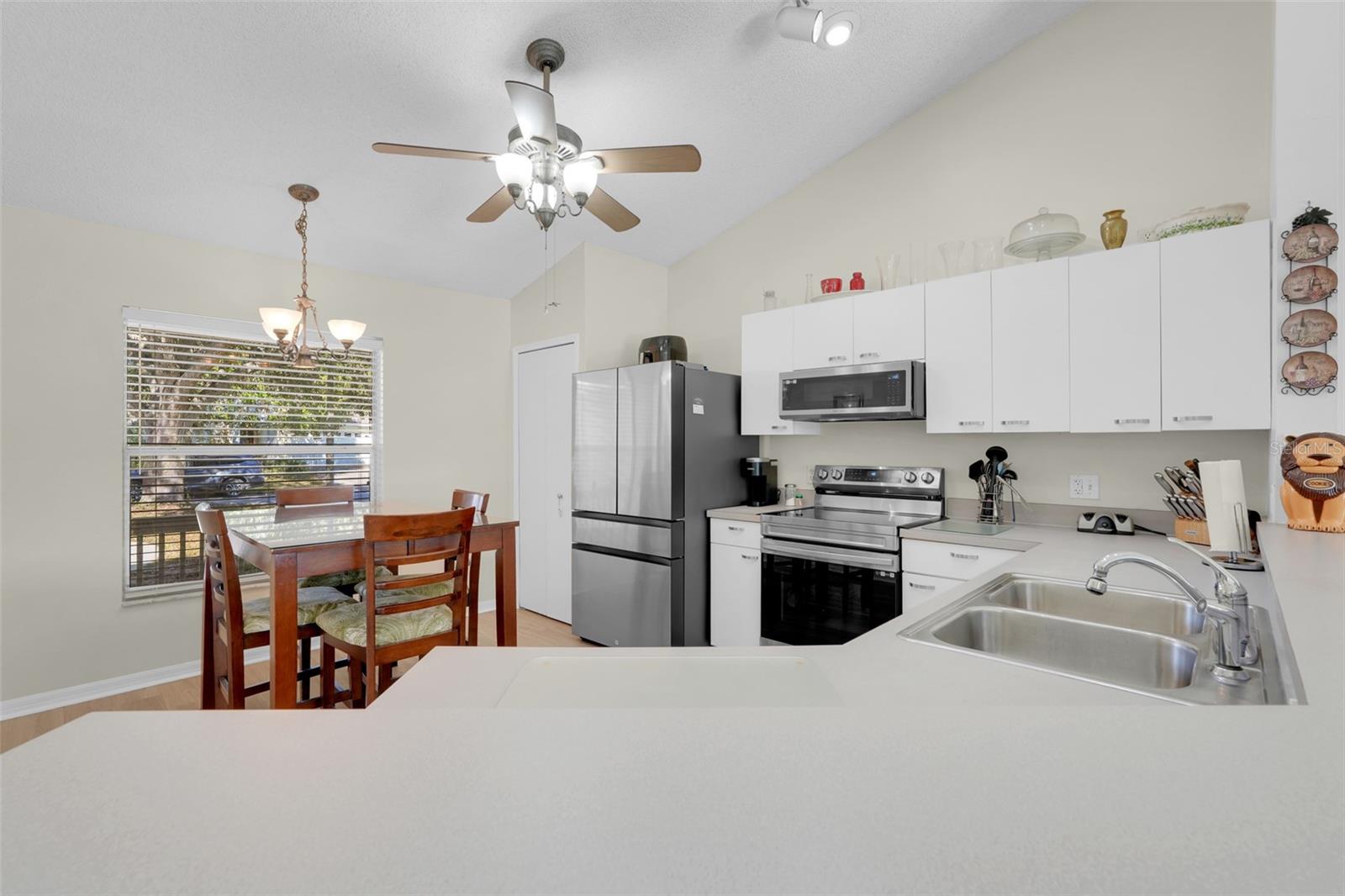 Image 8 of 17 For 2663 Winchester Circle