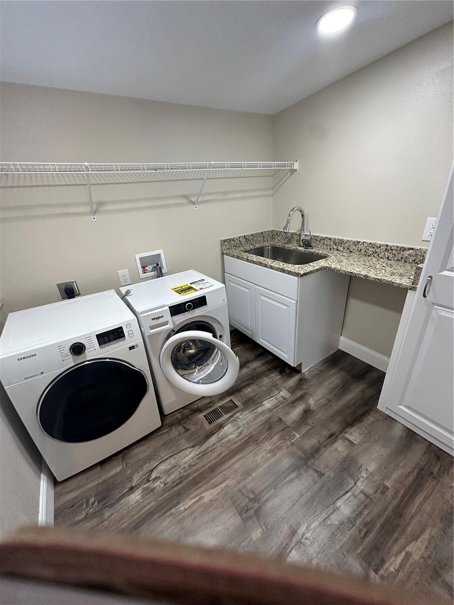 Image 14 of 19 For 619 Saint Andrews Boulevard