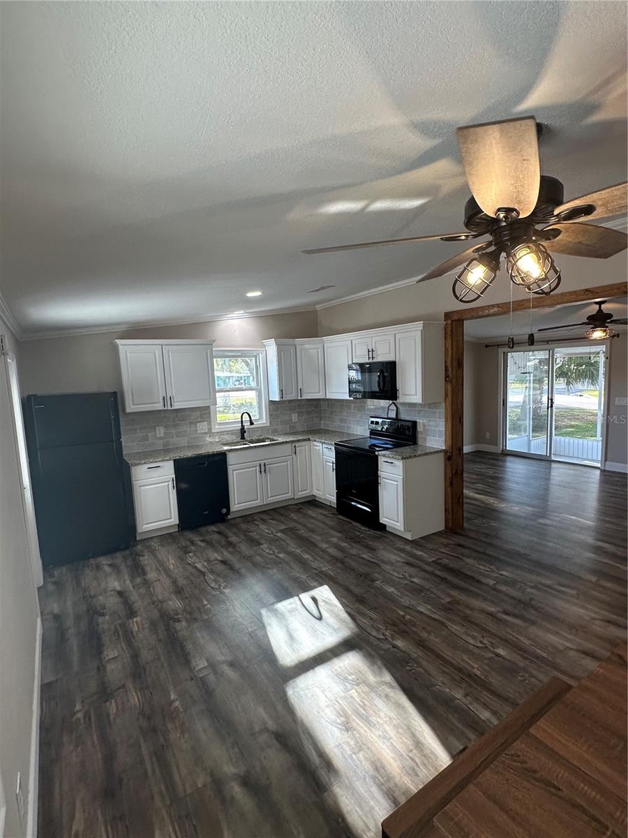 Image 2 of 19 For 619 Saint Andrews Boulevard