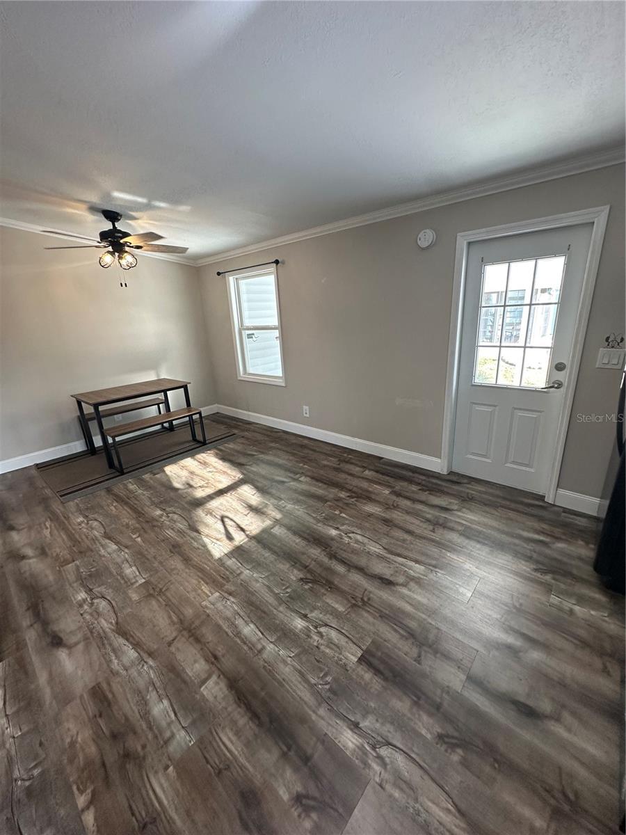 Image 3 of 19 For 619 Saint Andrews Boulevard