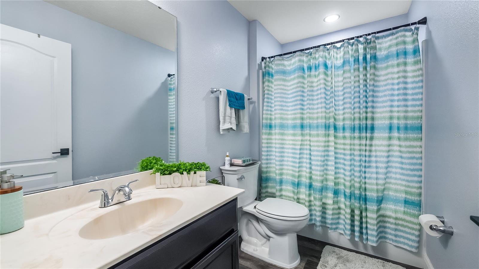 Image 43 of 50 For 736 Lake Douglas Drive