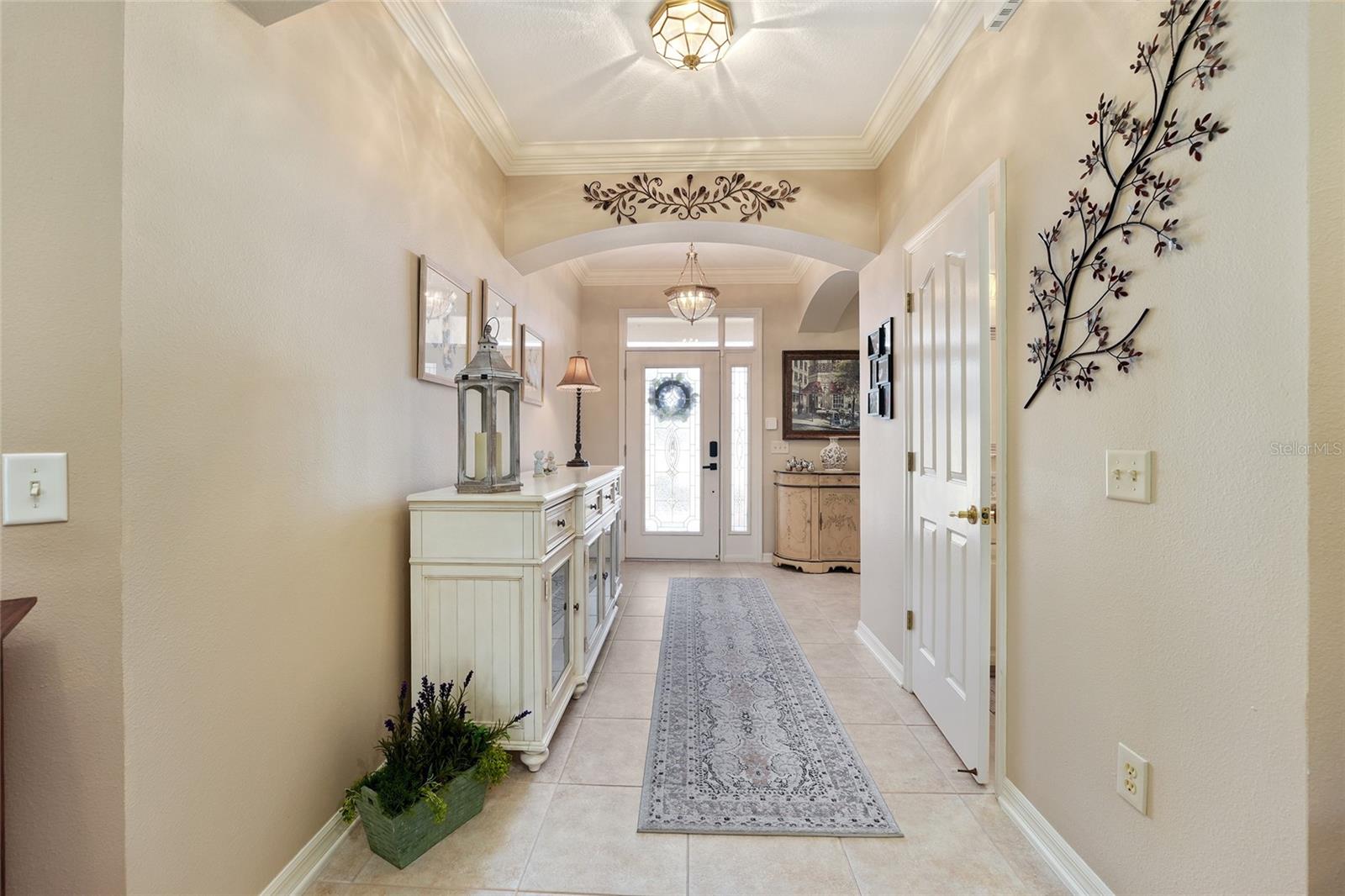 Image 17 of 87 For 1374 Patrick Place