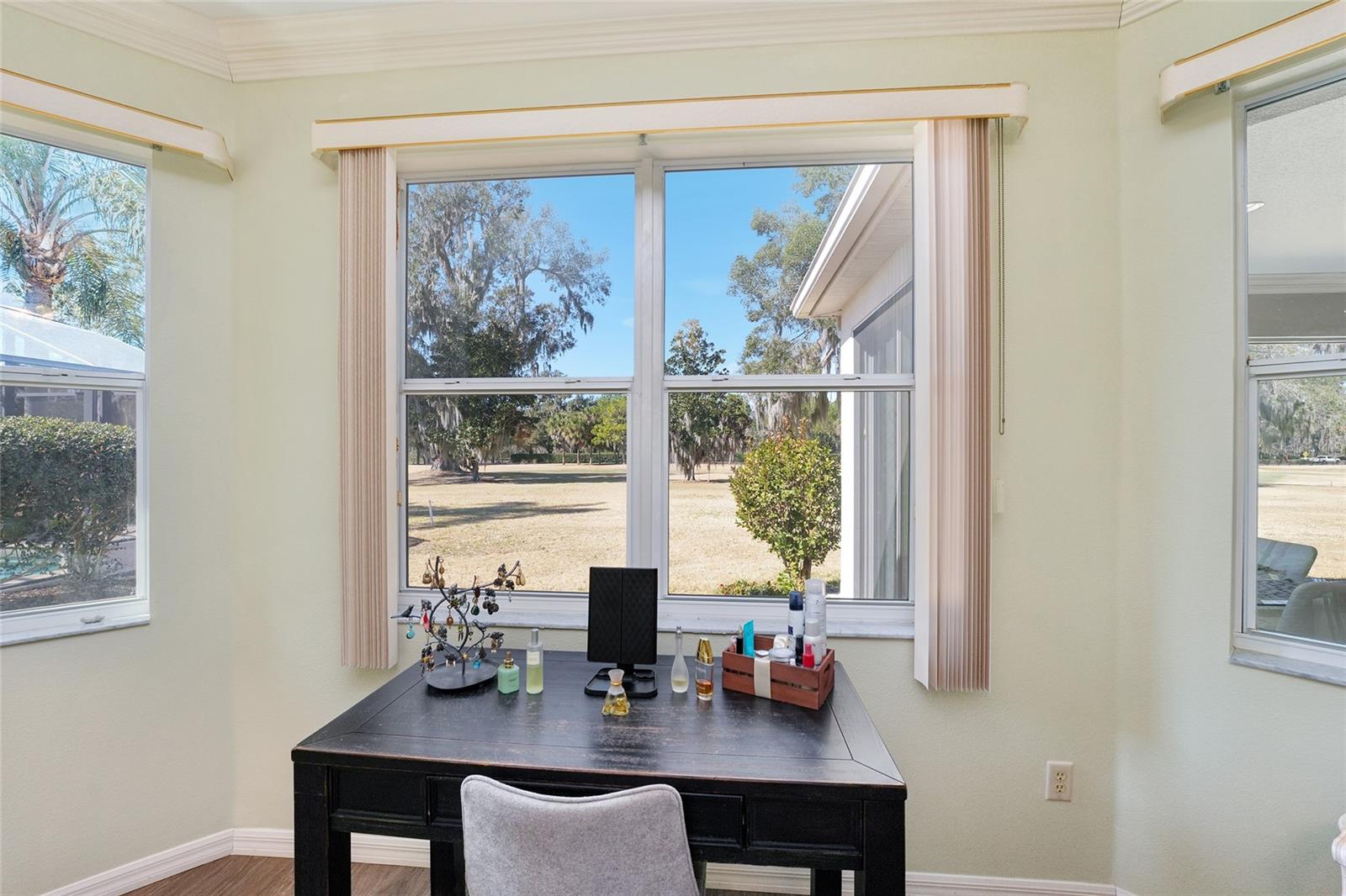 Image 44 of 87 For 1374 Patrick Place