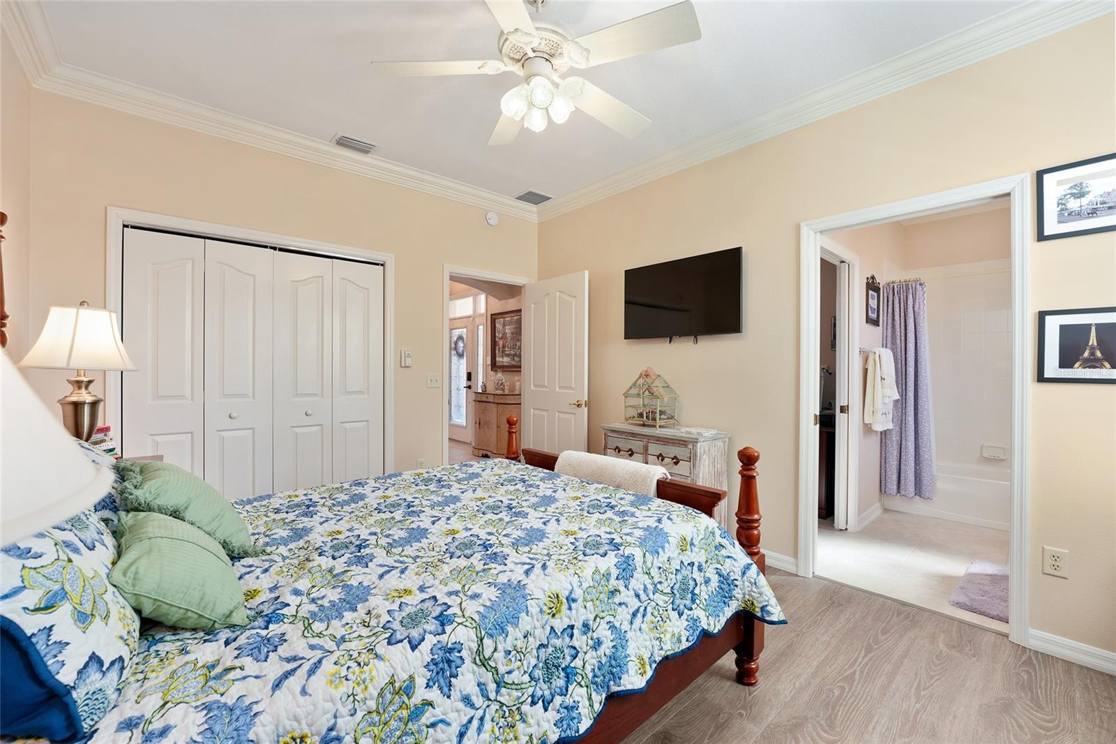 Image 74 of 87 For 1374 Patrick Place