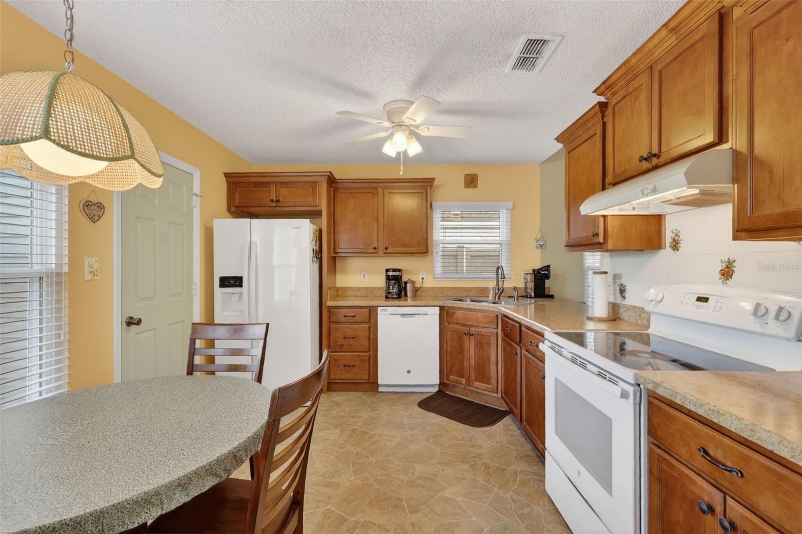 Image 12 of 31 For 4900 Heron Run Circle