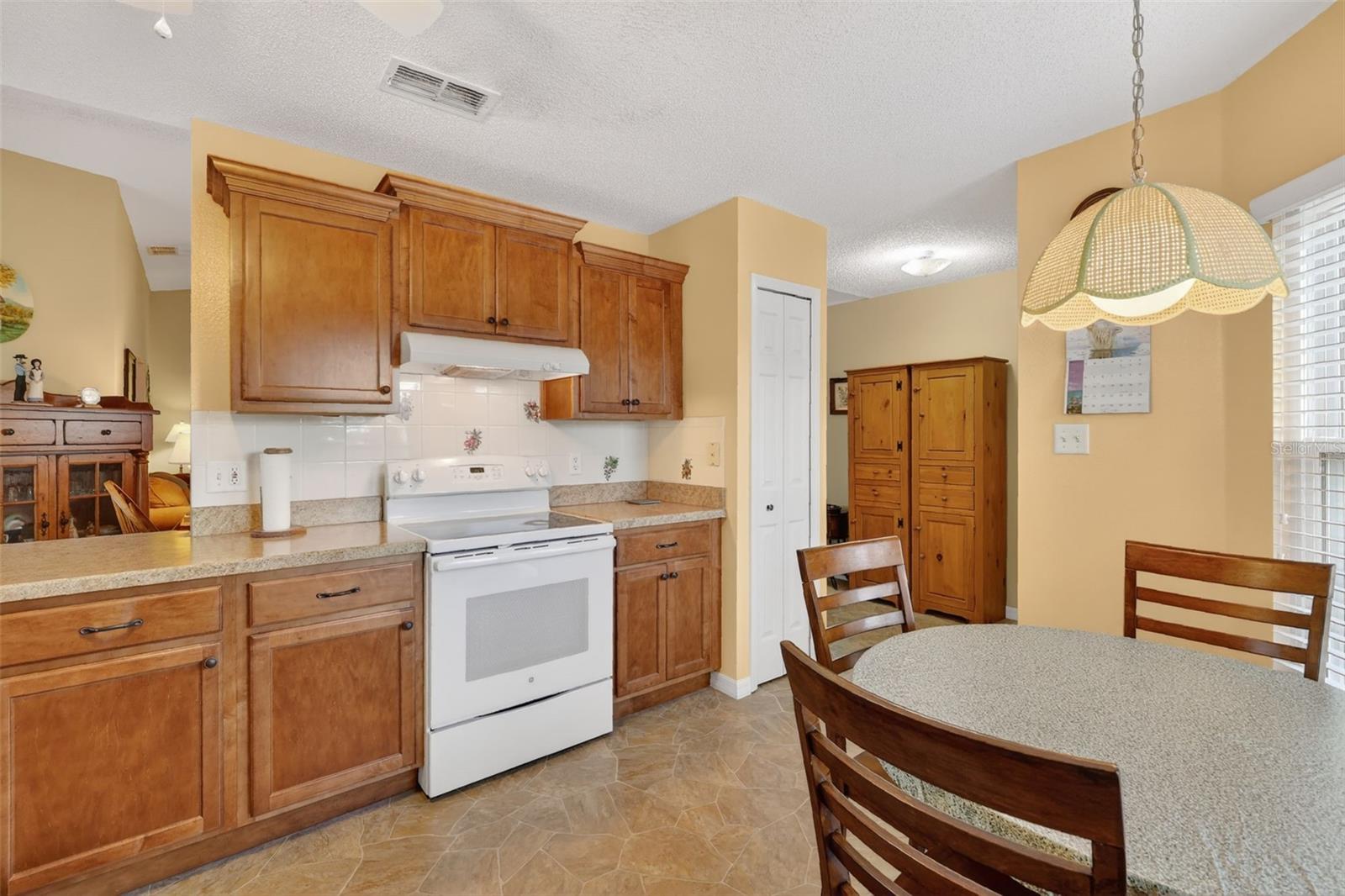 Image 14 of 31 For 4900 Heron Run Circle