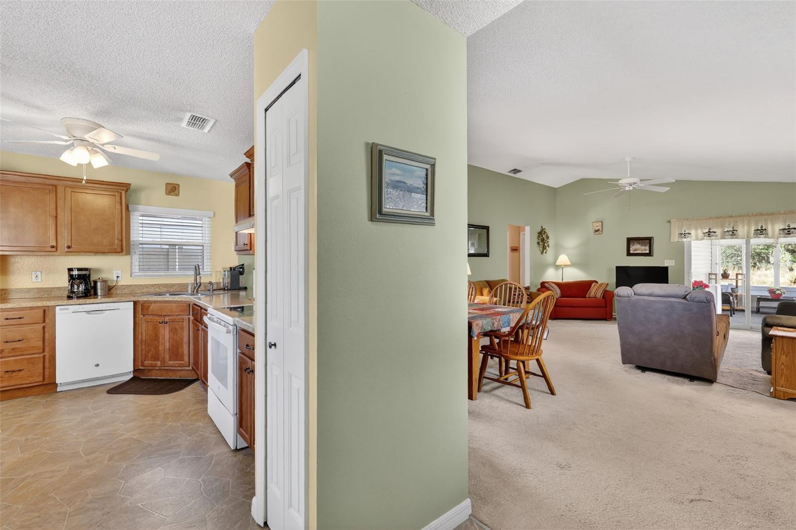 Image 5 of 31 For 4900 Heron Run Circle