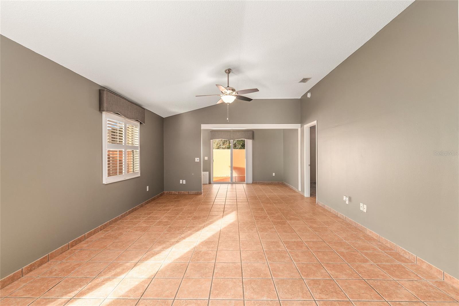 Image 10 of 66 For 620 Nuevo Leon Lane