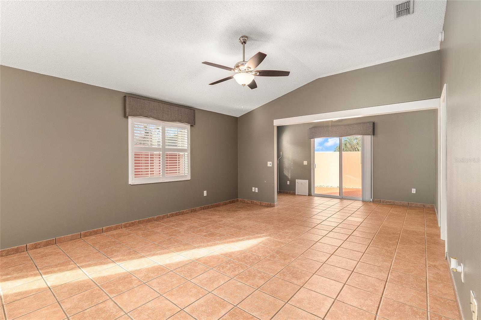 Image 11 of 66 For 620 Nuevo Leon Lane