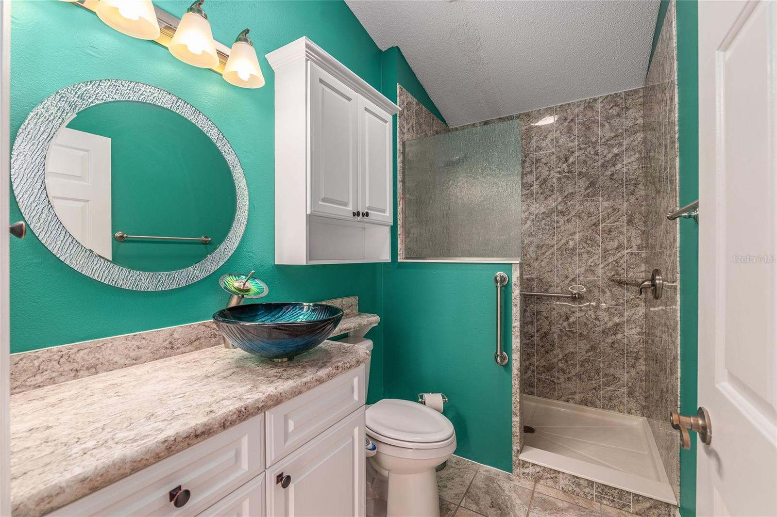 Image 40 of 66 For 620 Nuevo Leon Lane