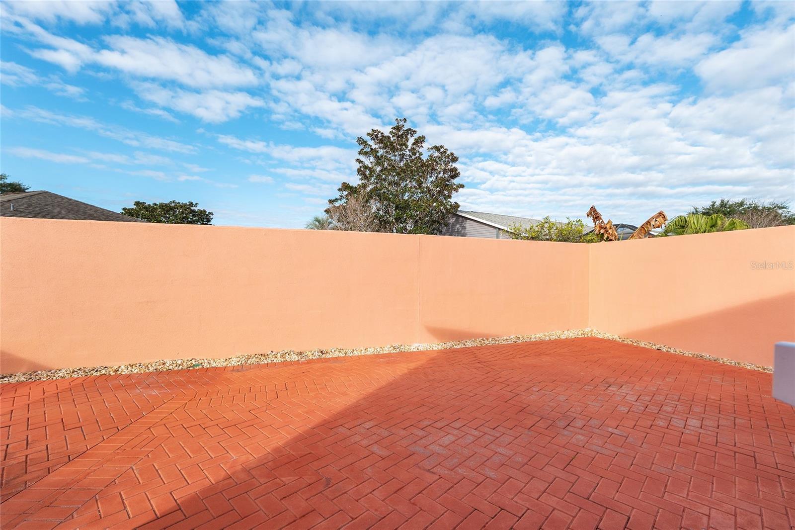 Image 46 of 66 For 620 Nuevo Leon Lane