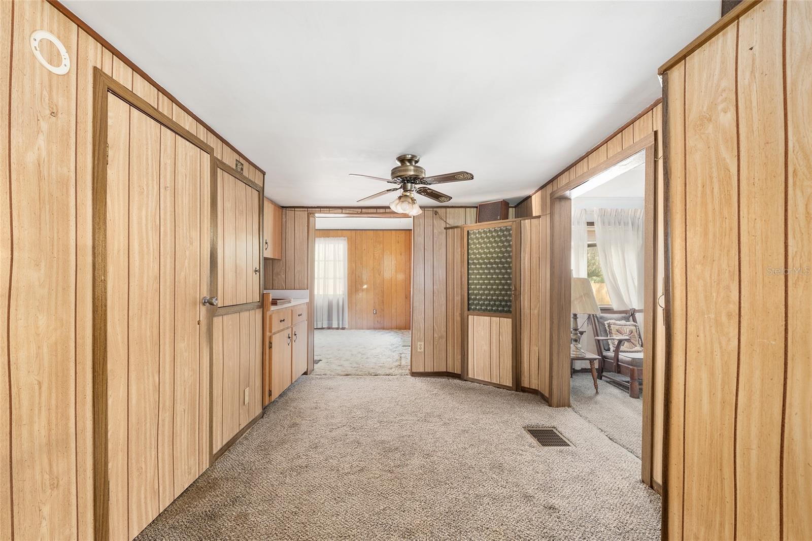 Image 20 of 81 For 3809 Cr 405n