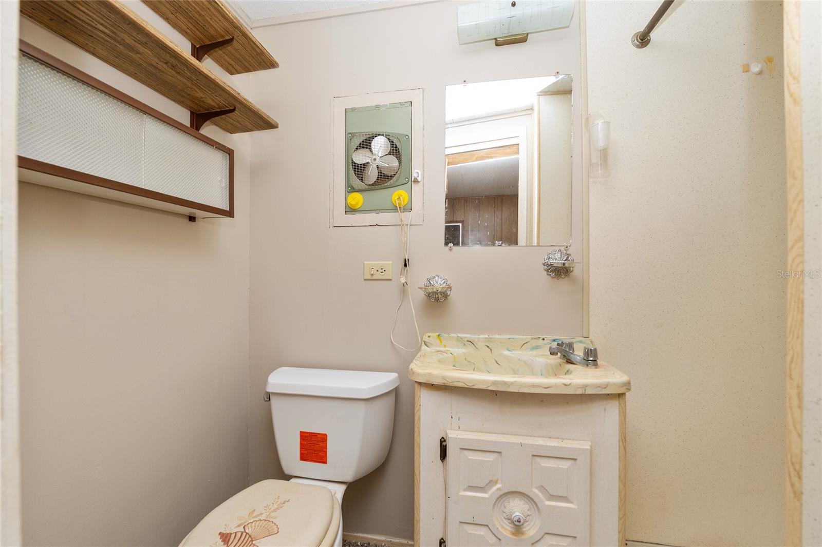 Image 28 of 81 For 3809 Cr 405n