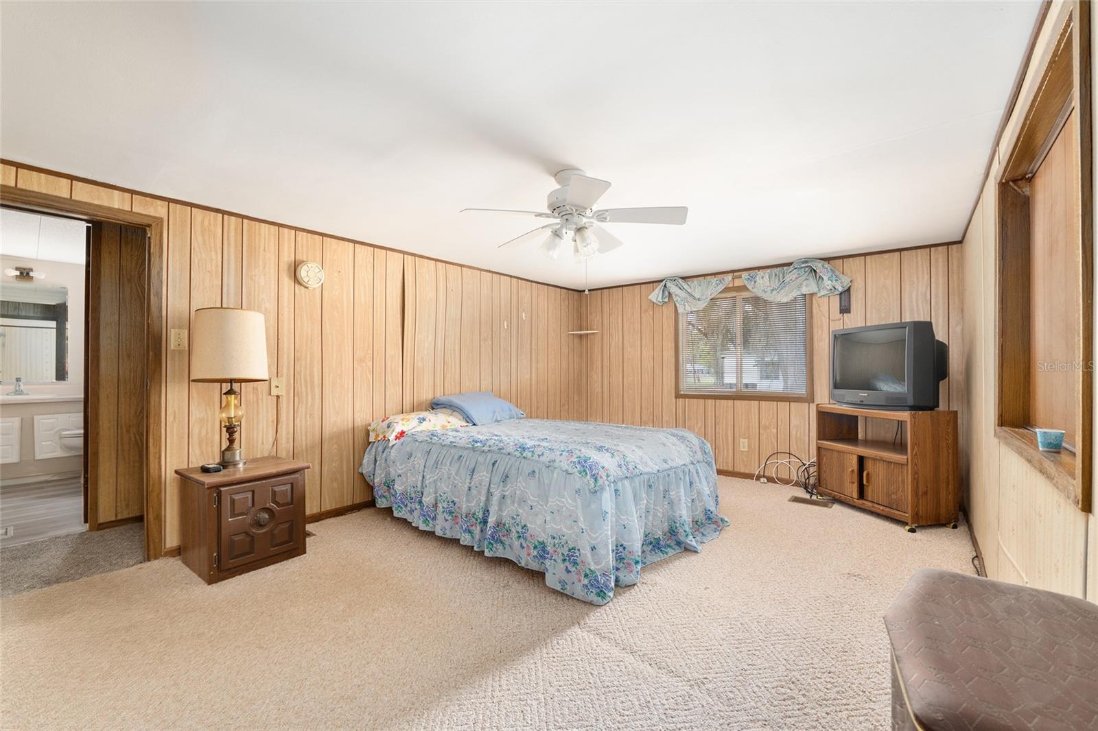 Image 35 of 81 For 3809 Cr 405n