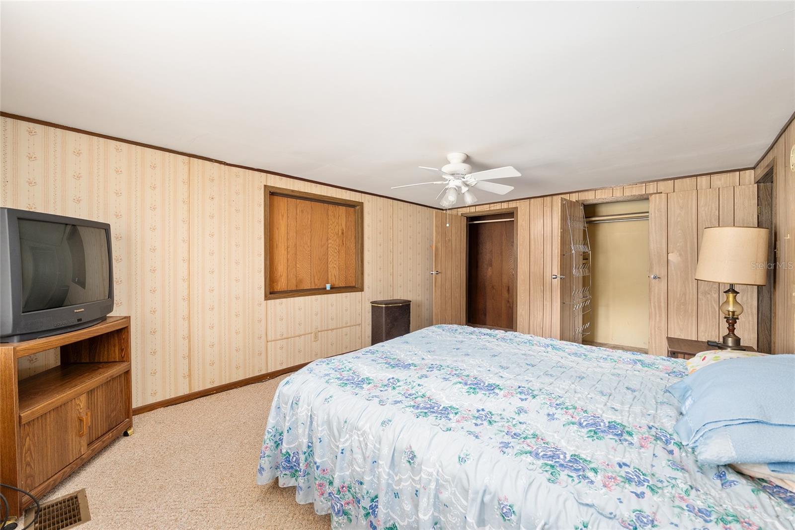 Image 36 of 81 For 3809 Cr 405n