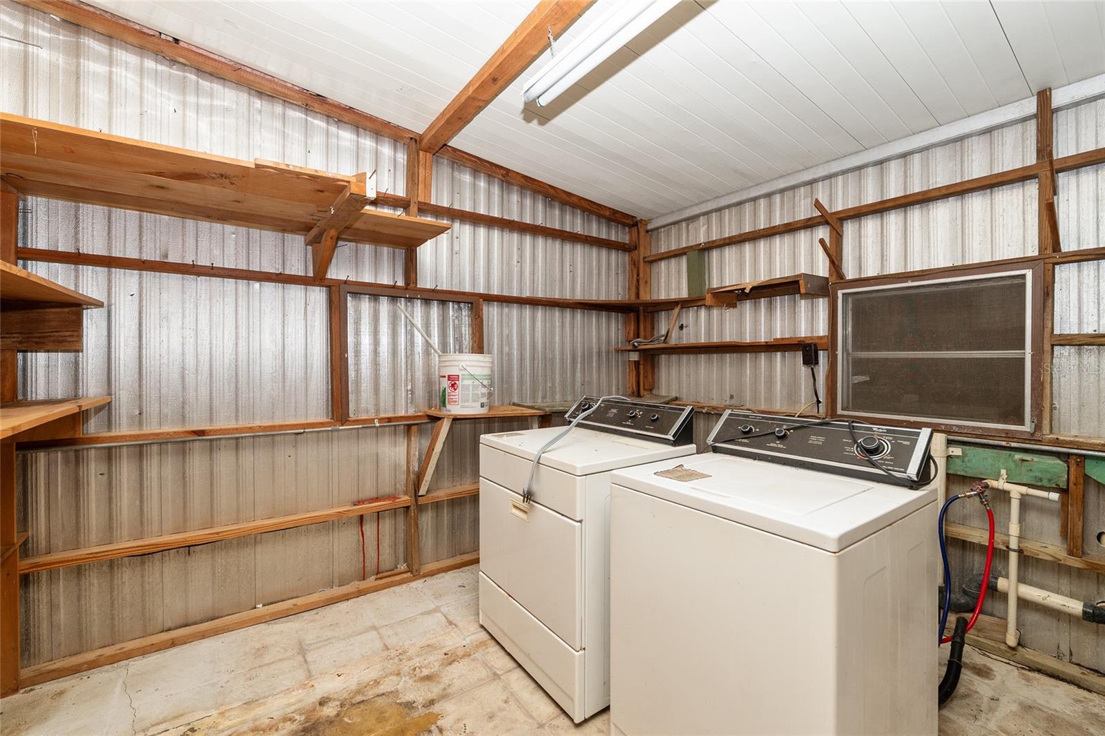 Image 44 of 81 For 3809 Cr 405n