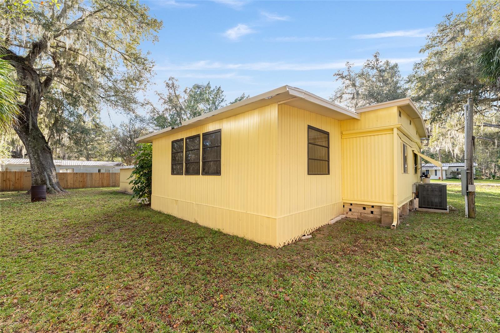 Image 53 of 81 For 3809 Cr 405n