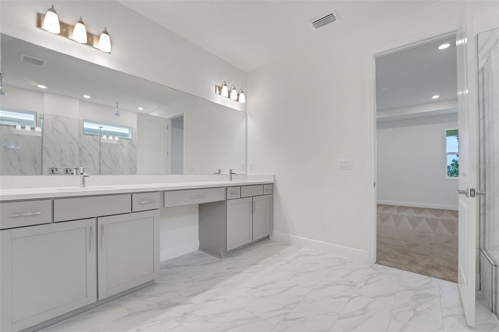 Image 18 of 52 For 7450 Sea Manatee Street