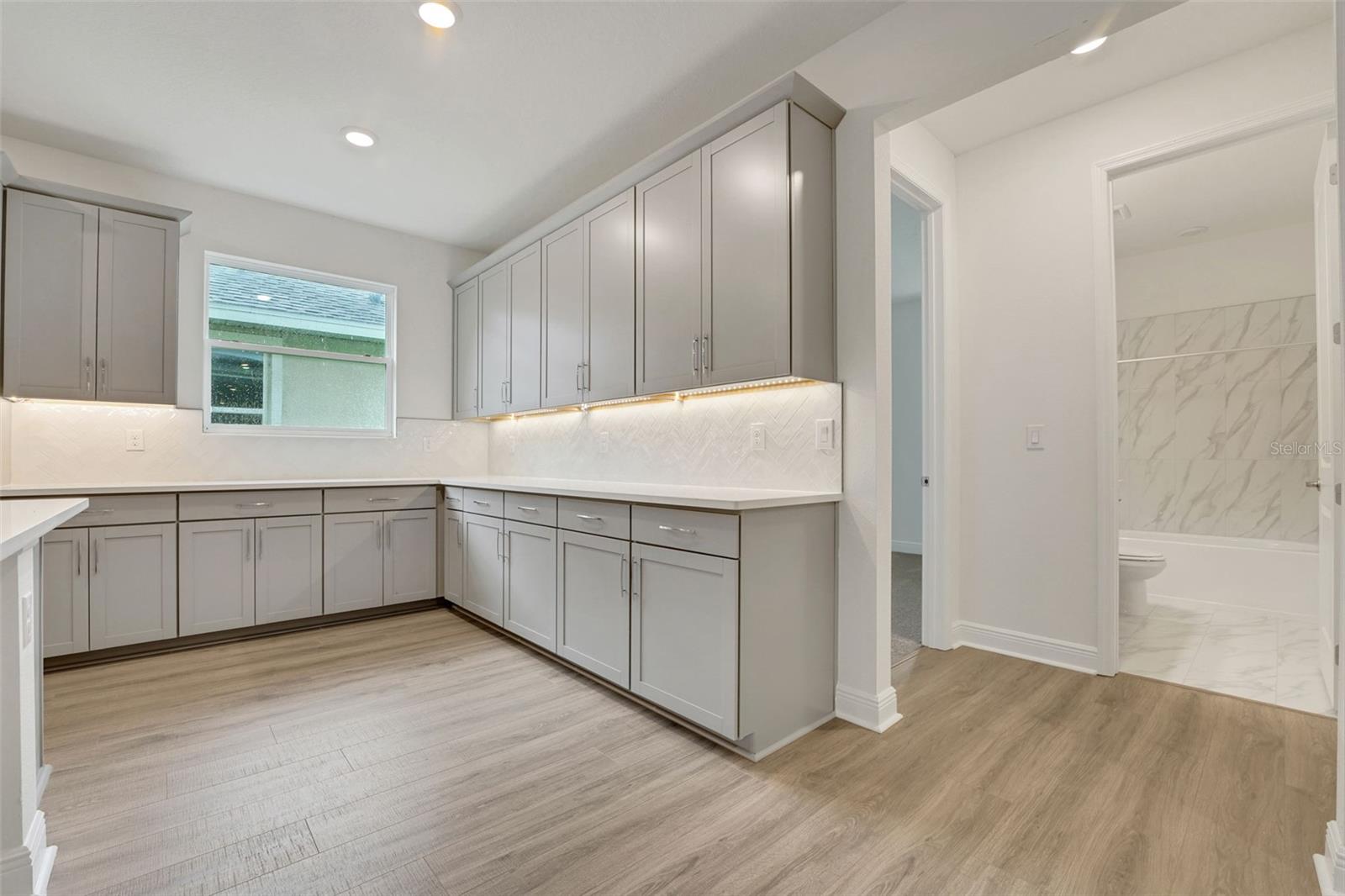 Image 25 of 52 For 7450 Sea Manatee Street