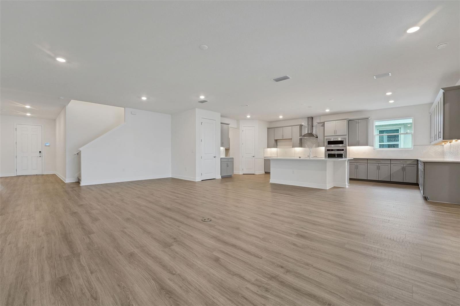 Image 28 of 52 For 7450 Sea Manatee Street