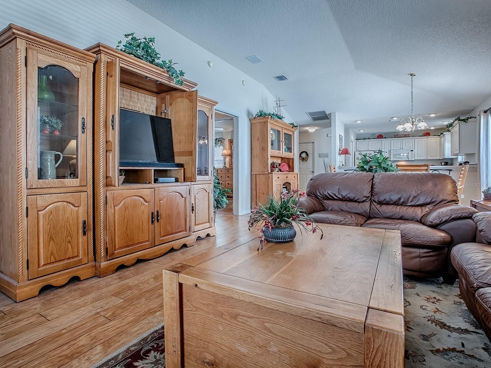 Image 16 of 35 For 1651 Edisto Lane