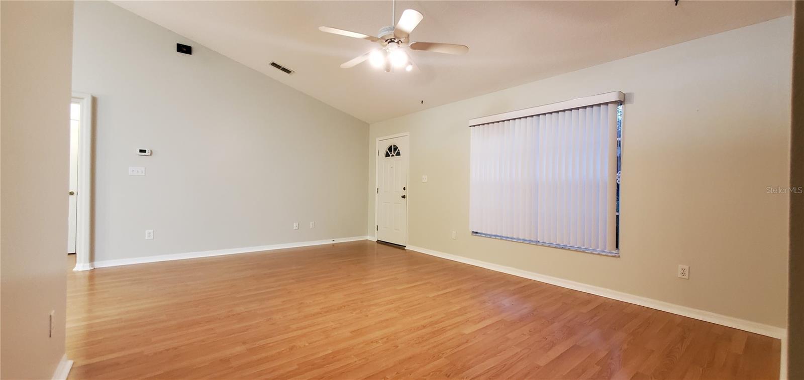 Image 8 of 17 For 913 Palm Forest Lane