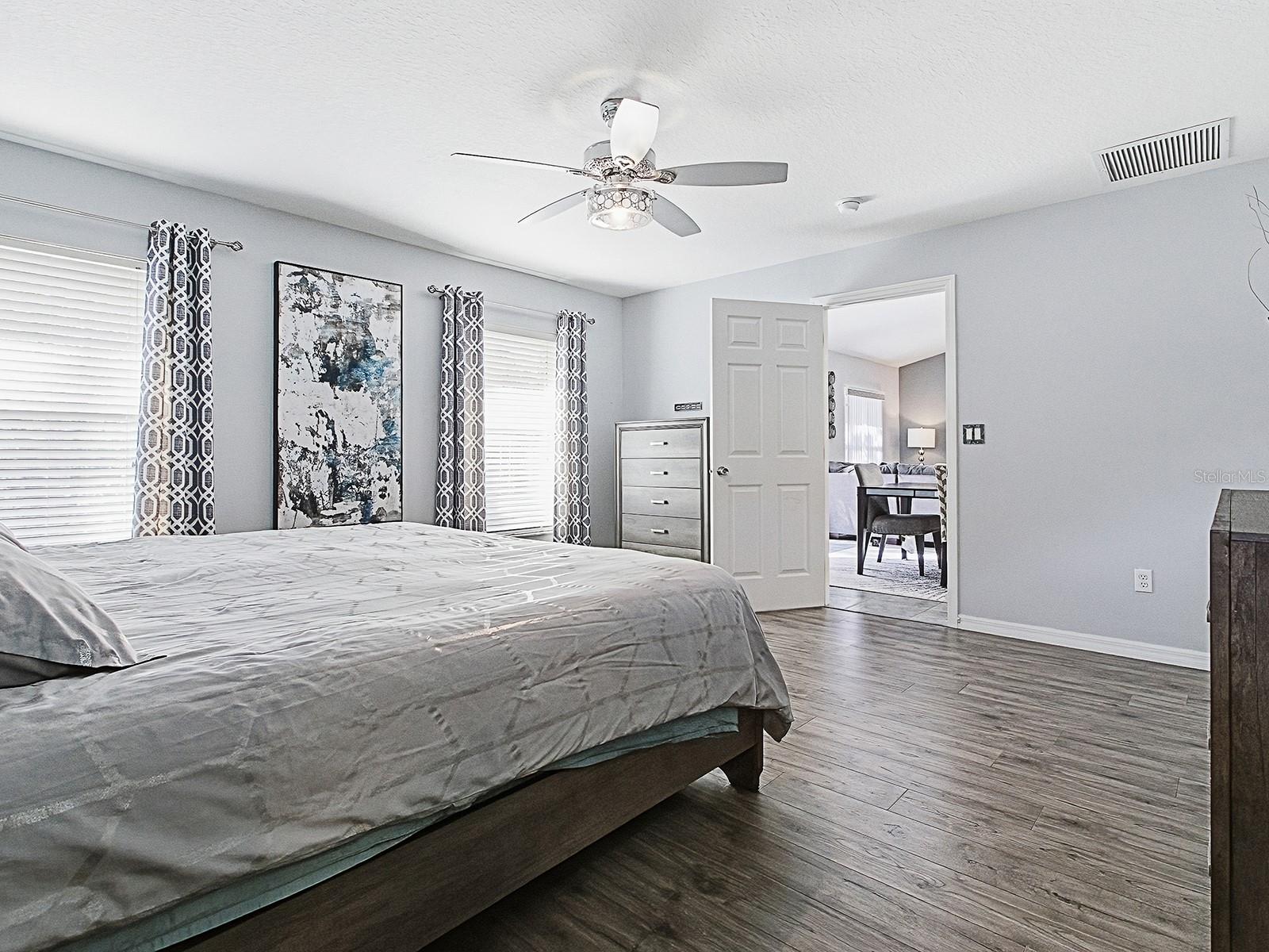 Image 17 of 41 For 8686 158th Street