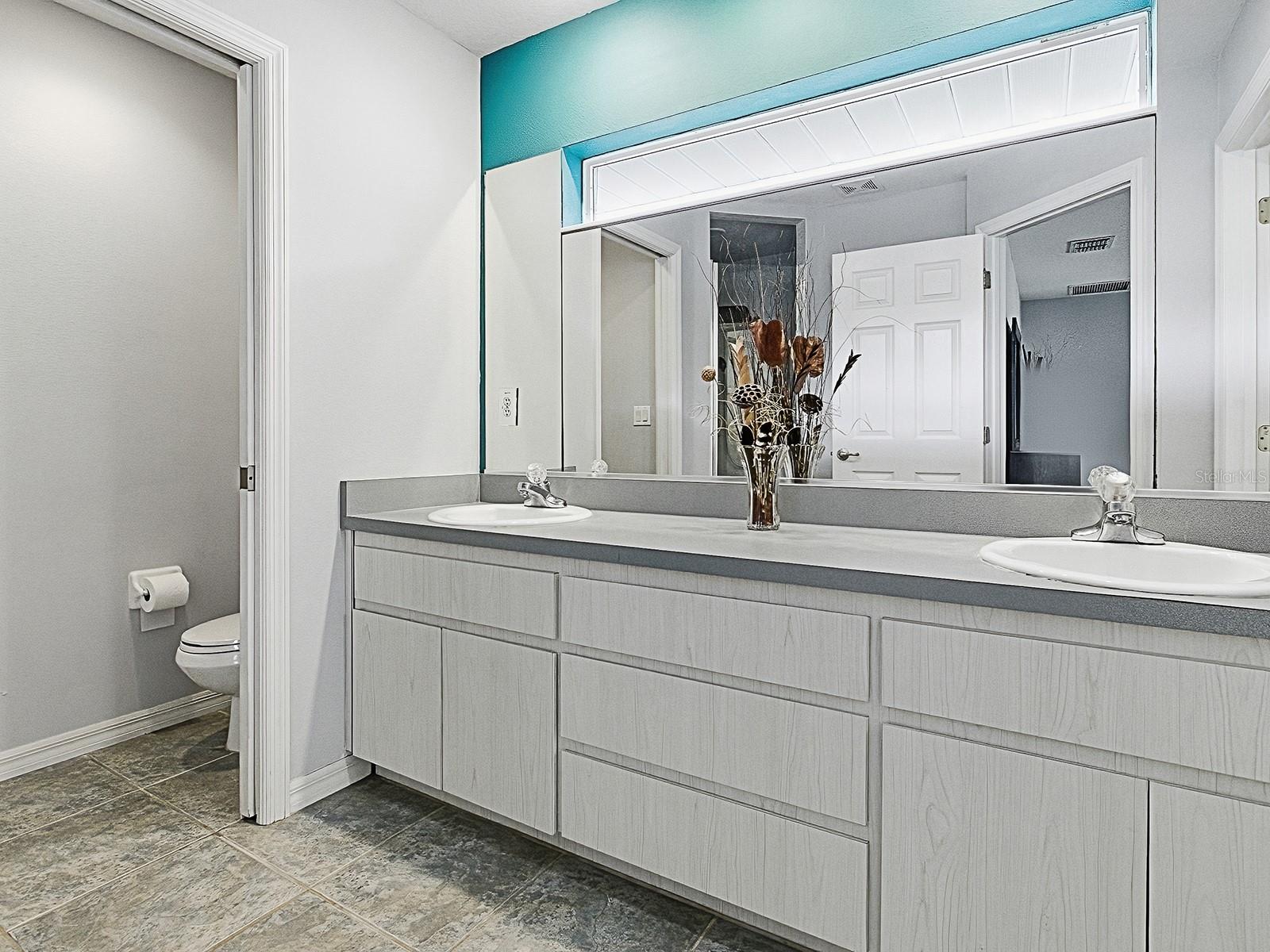 Image 18 of 41 For 8686 158th Street