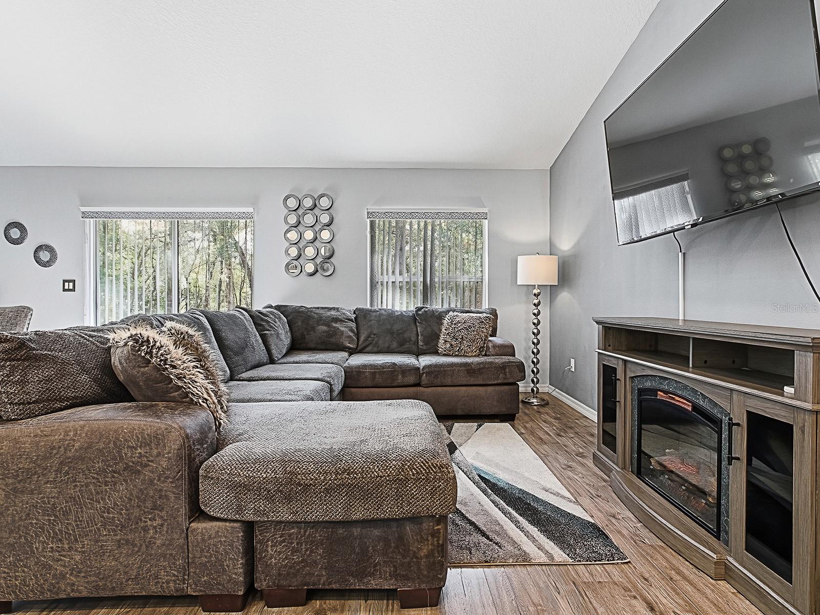 Image 4 of 41 For 8686 158th Street