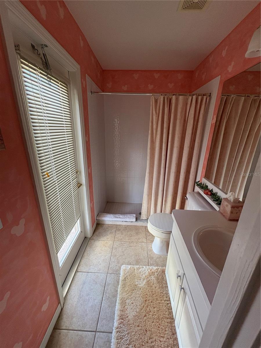 Image 22 of 26 For 232 Via Mariel East Drive