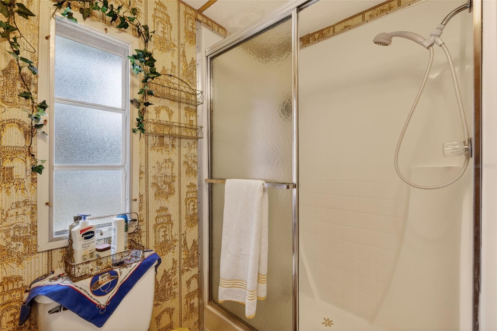 Image 20 of 35 For 9950 169th Street