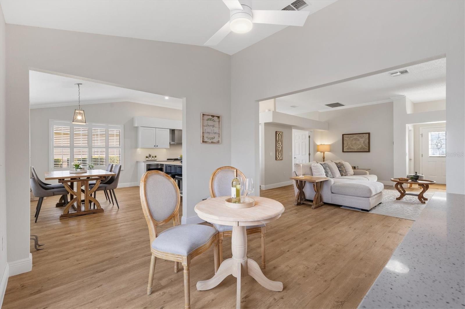 Image 13 of 41 For 1805 Santana Way