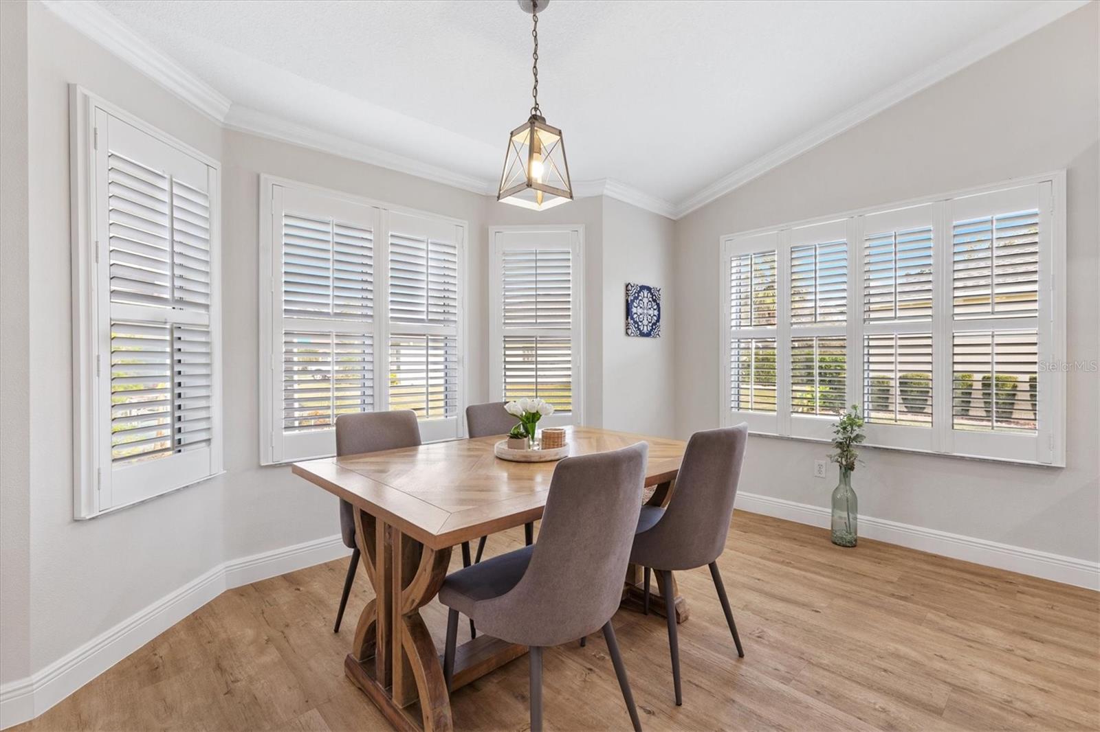 Image 19 of 41 For 1805 Santana Way