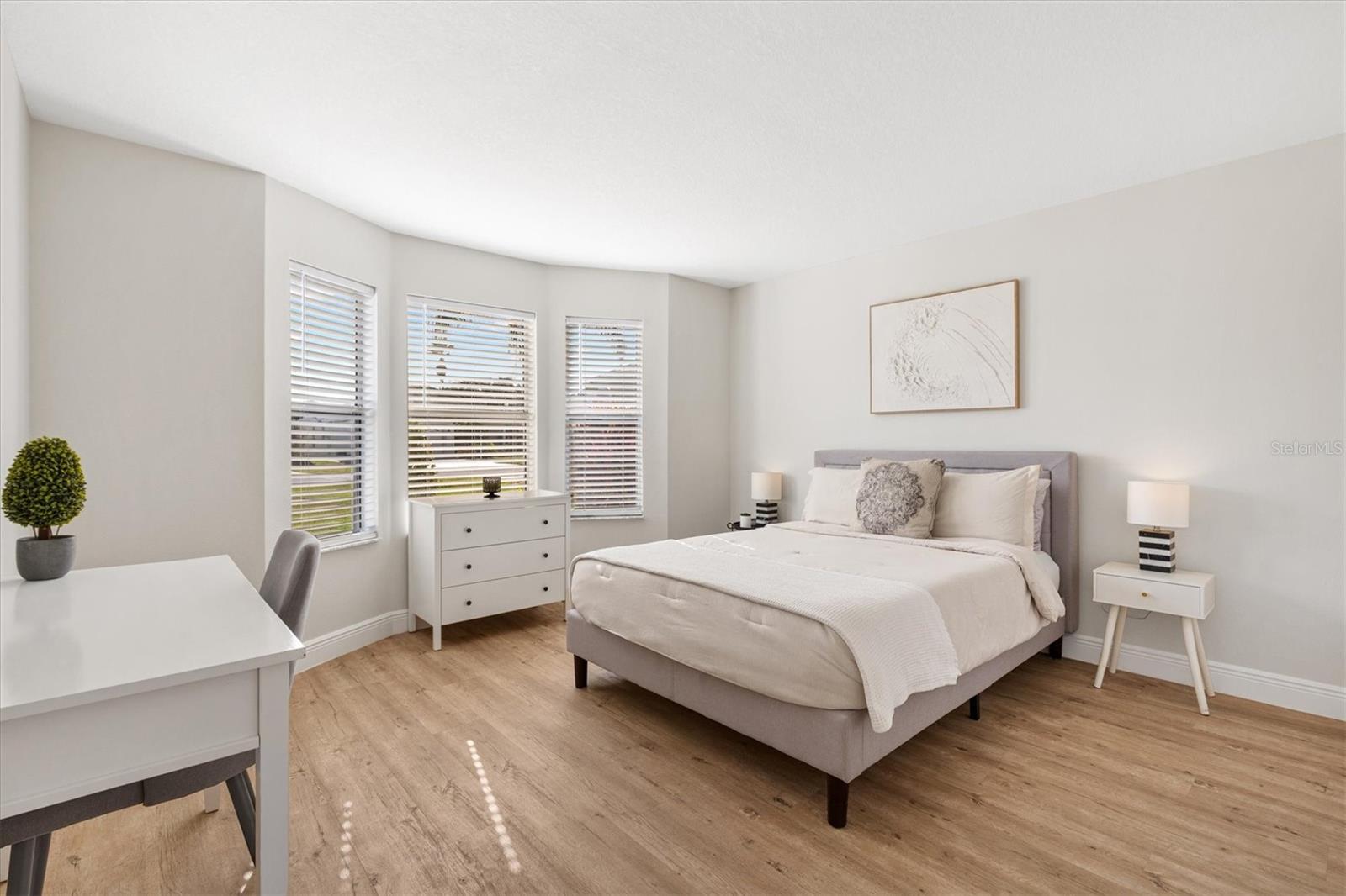 Image 26 of 41 For 1805 Santana Way