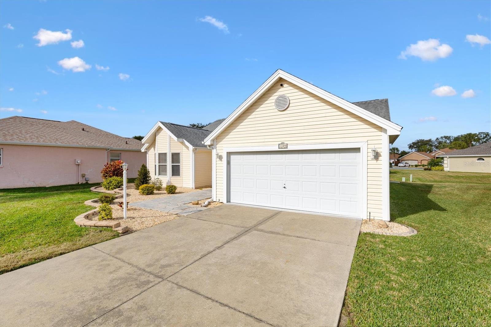 Image 34 of 41 For 1805 Santana Way