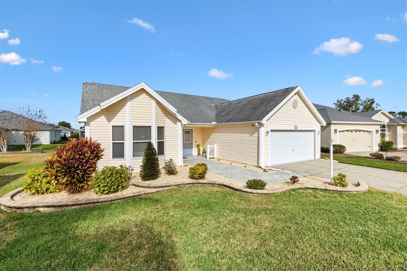 Image 35 of 41 For 1805 Santana Way