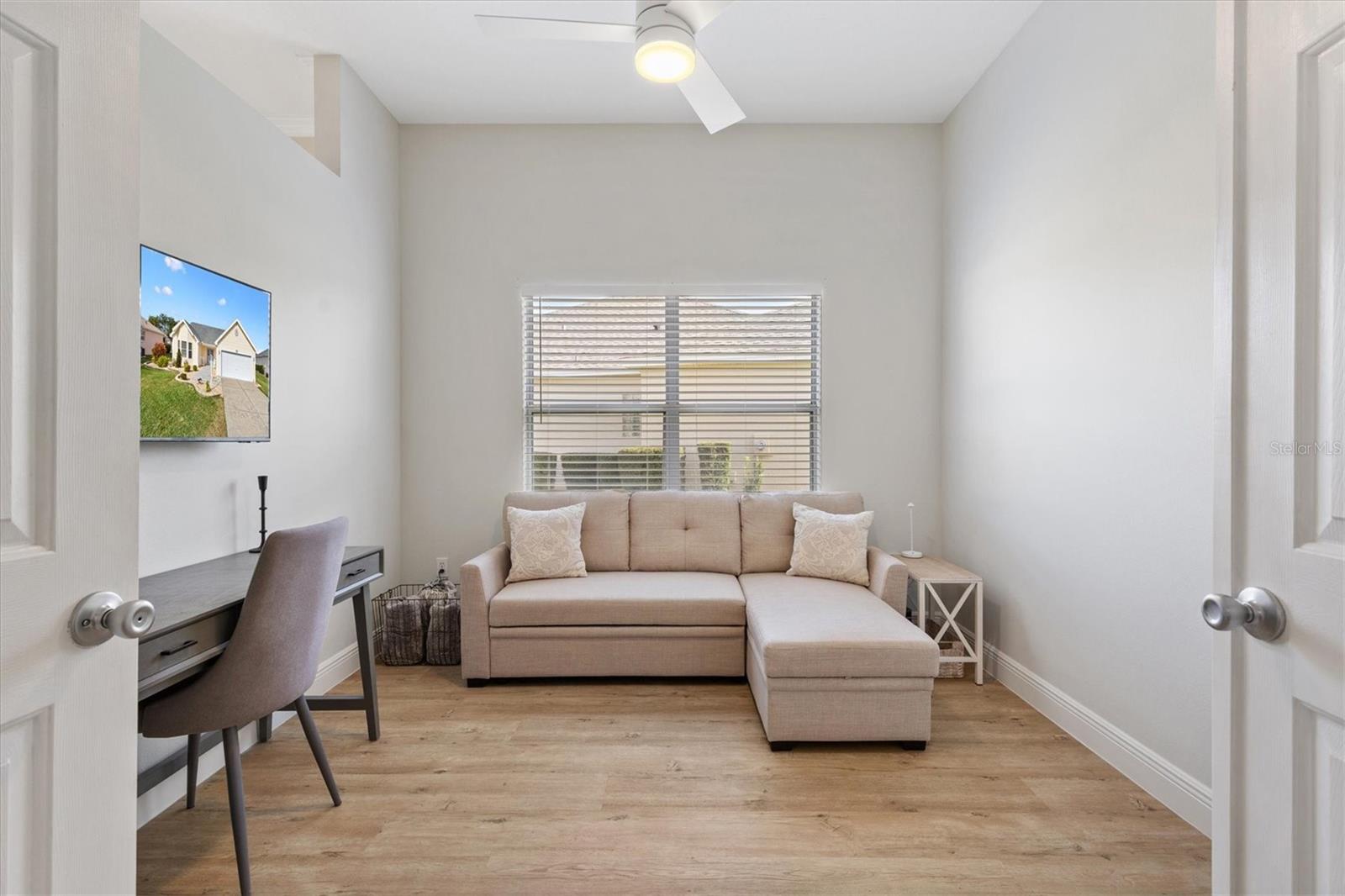 Image 9 of 41 For 1805 Santana Way