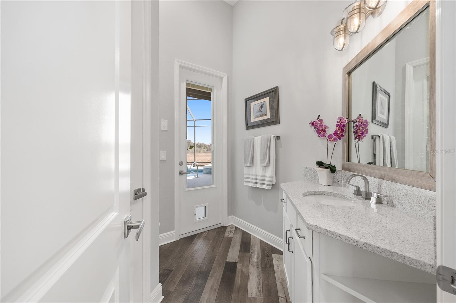 Image 20 of 97 For 657 Krietemeyer Path