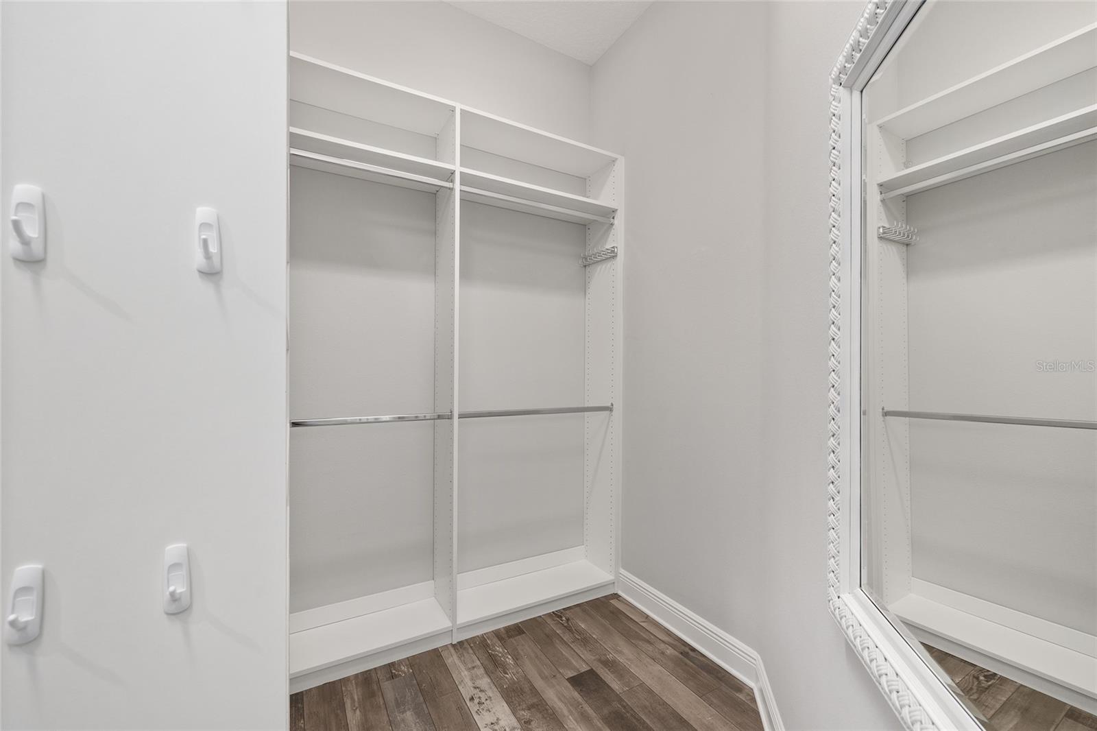 Image 43 of 97 For 657 Krietemeyer Path