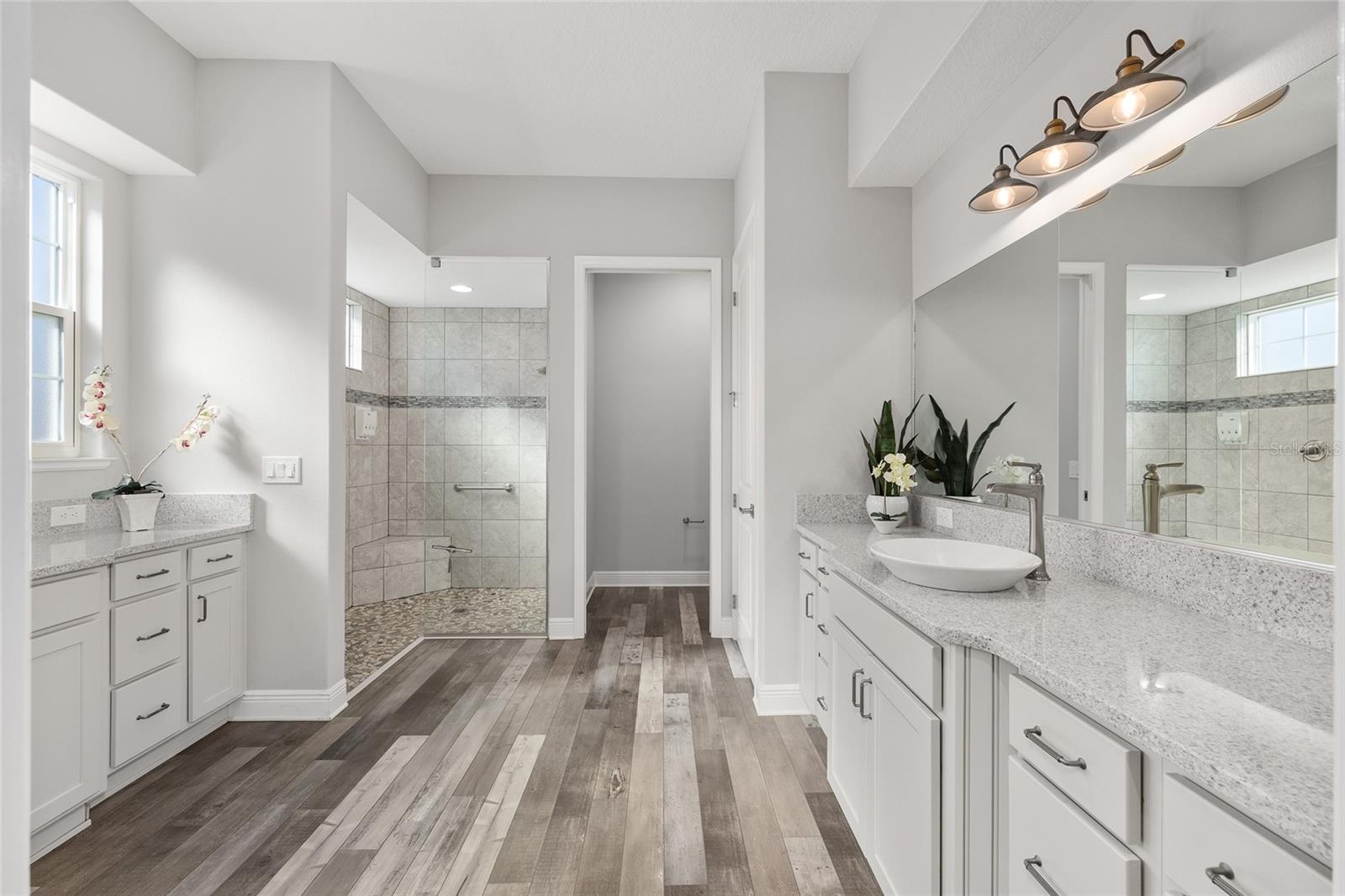 Image 44 of 97 For 657 Krietemeyer Path