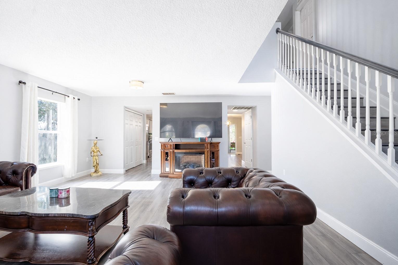 Image 11 of 28 For 1033 Tawny Eagle Drive