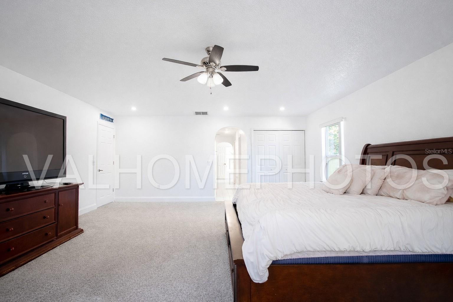 Image 17 of 28 For 1033 Tawny Eagle Drive