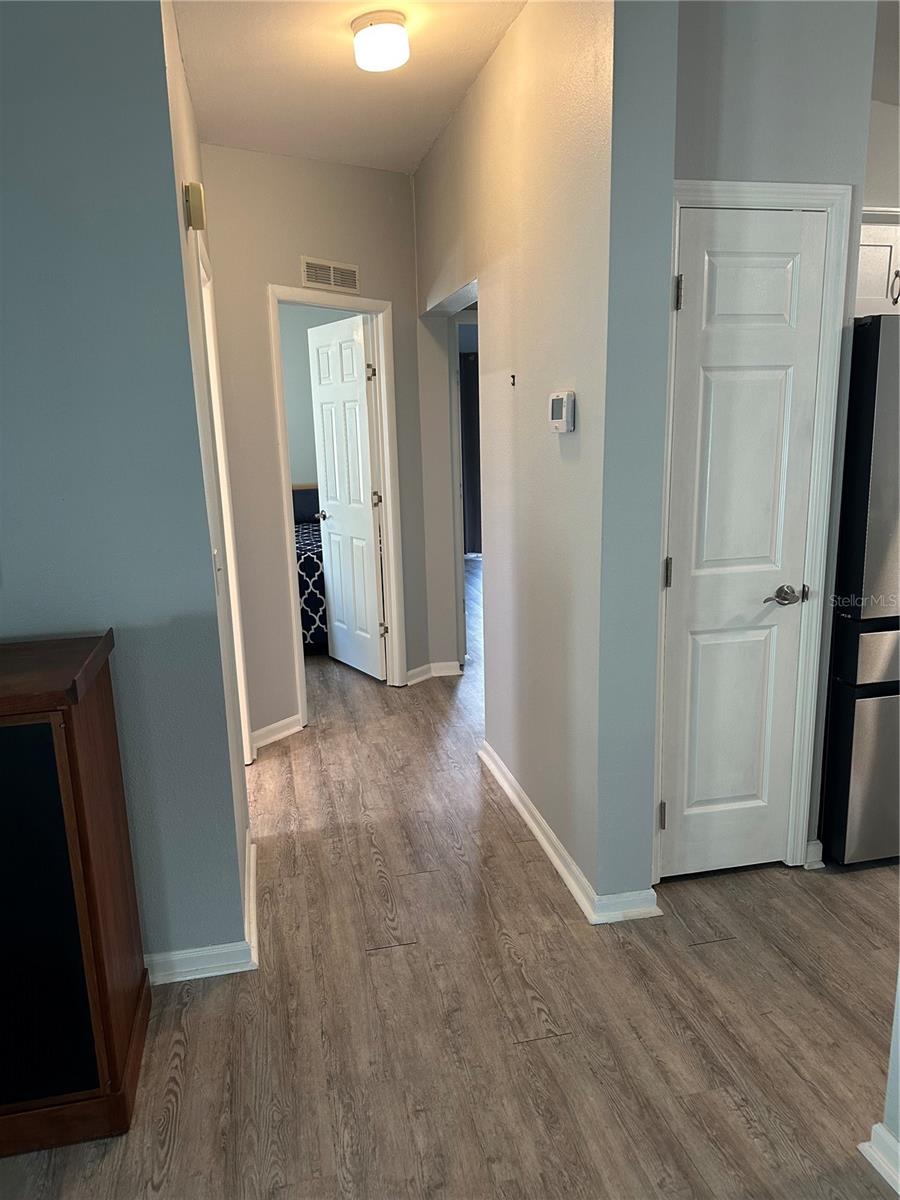 Image 15 of 25 For 729 Camelia Court