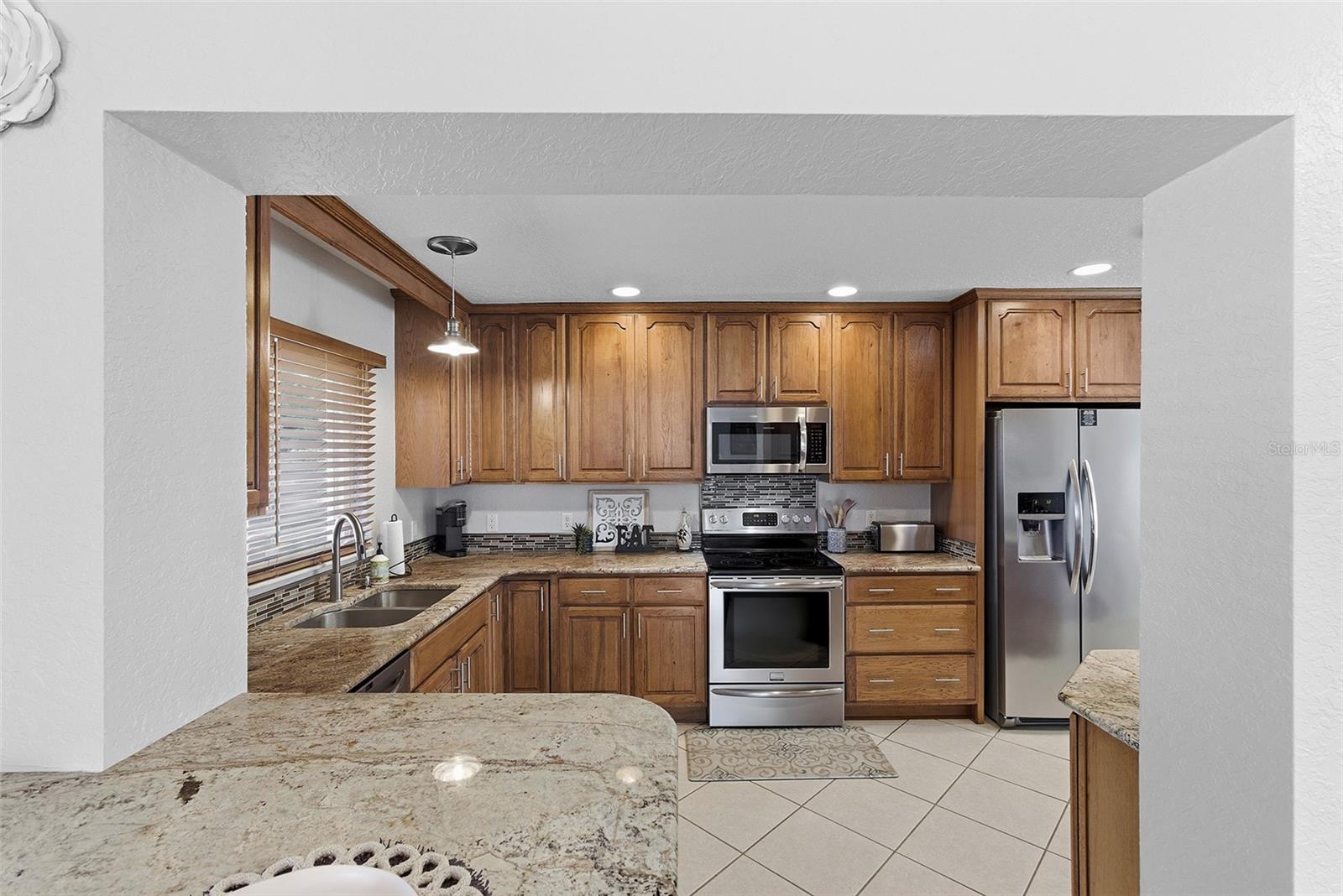 Image 11 of 65 For 2404 Waycross Avenue